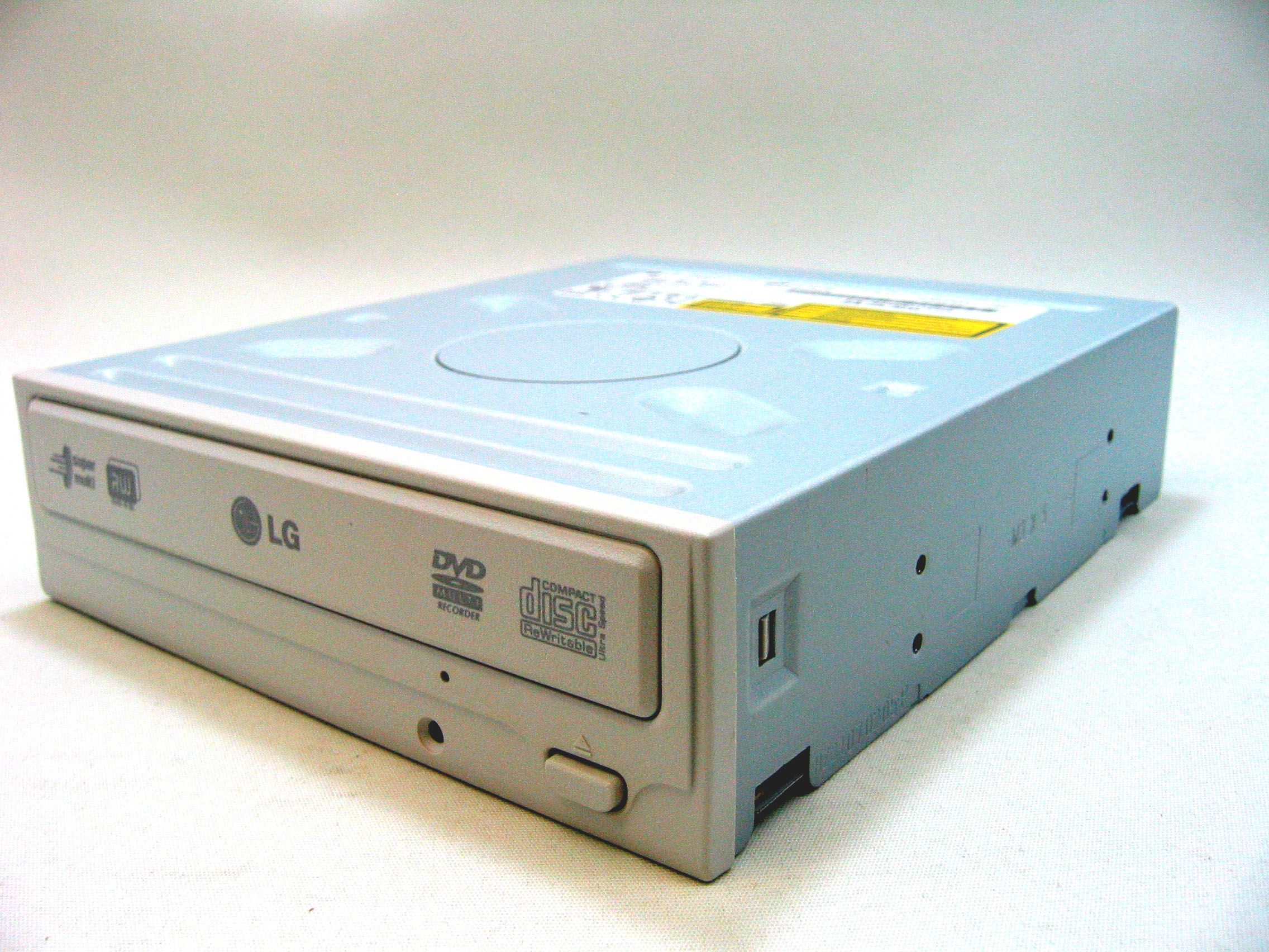 GSA-H42N WH : 自作PC(パソコン)パーツ販売
